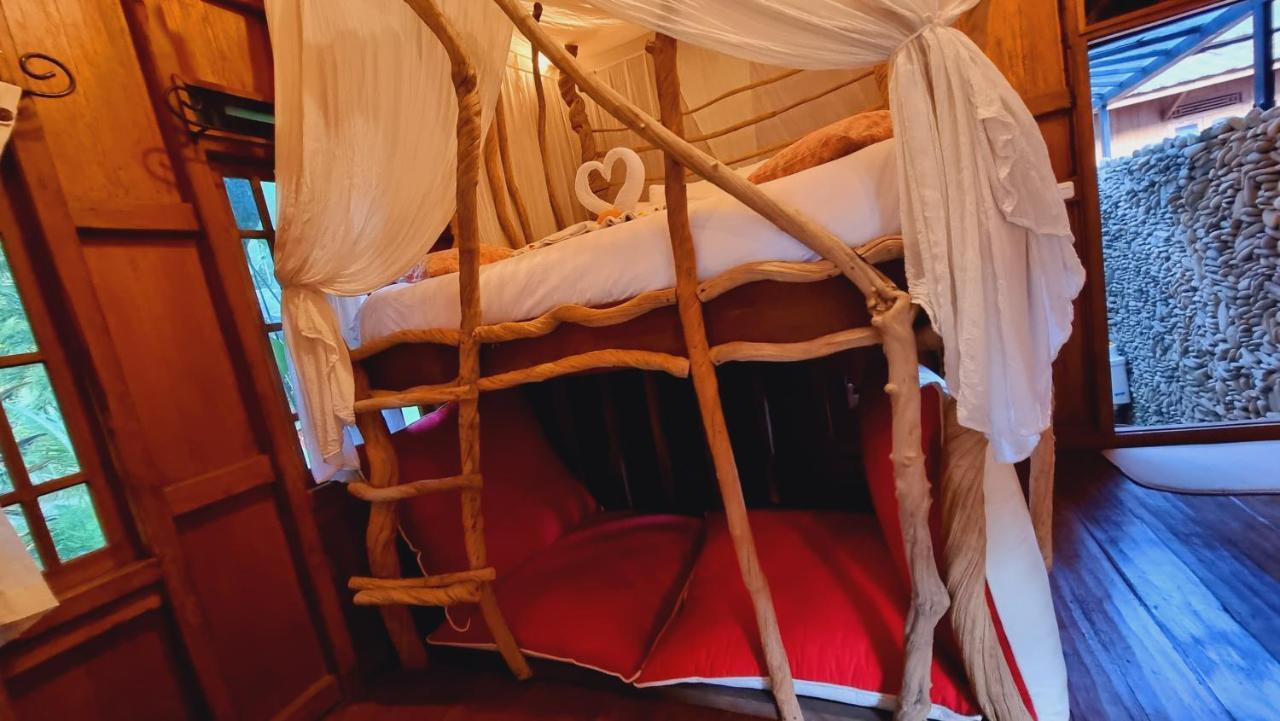 Avalon Ubud Castle & Spa Εξωτερικό φωτογραφία